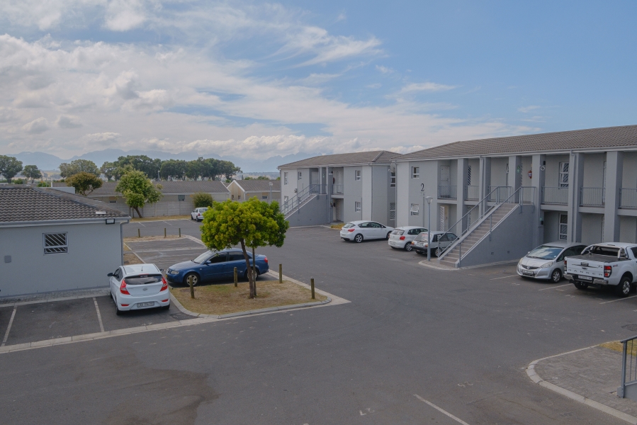 1 Bedroom Property for Sale in The Connifers Western Cape